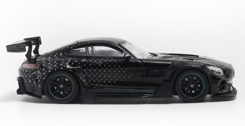MB Mercedes Benz AMG GTS - Black Star Livery - BSC 1:64 - Afbeelding 5 van 6
